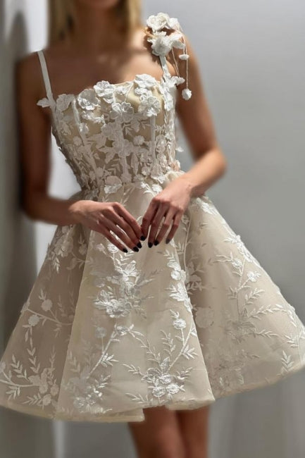 Beautiful A-Line Tulle Lace Spaghetti Straps Sleeveless Ivory Short Wedding Dress With Appliques