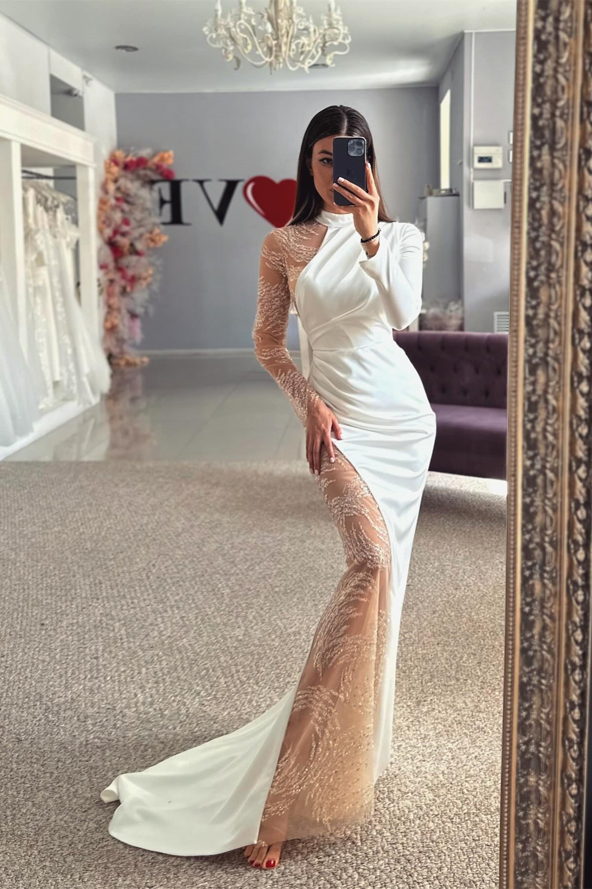 Beautiful Column Satin Lace Halter Long Sleeve Prom Dress With Appliques