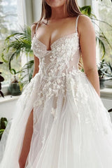 Beautiful Long A-line Spaghetti Straps Tulle Lace Wedding Dress With Slit