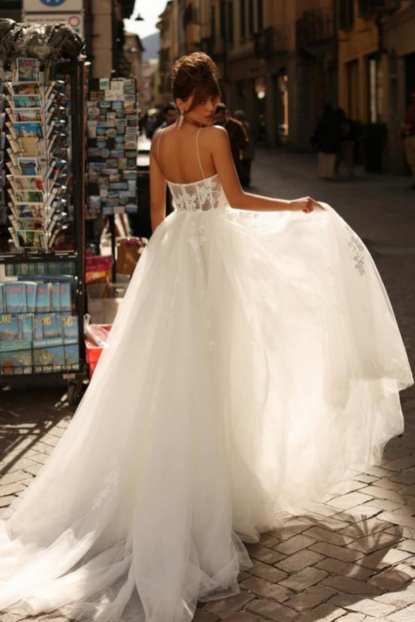 Beautiful Long Ivory A-line Spaghetti Straps Lace Tulle Wedding Dress