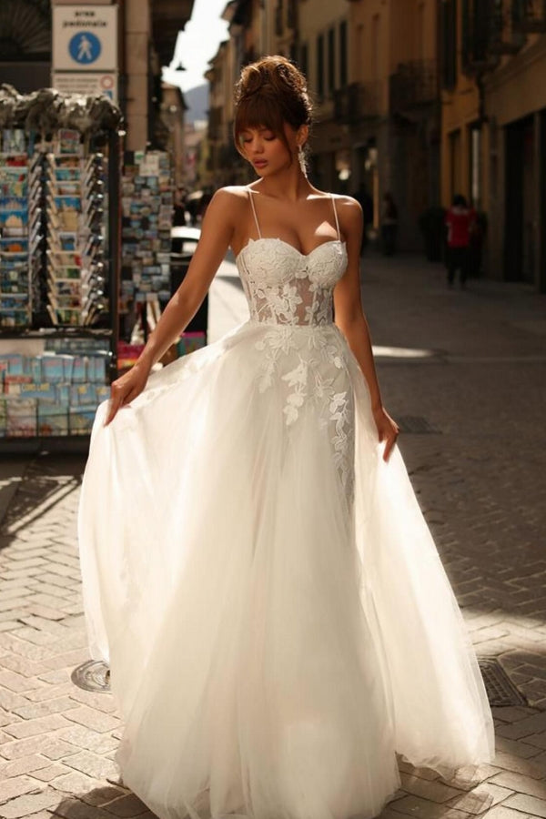 Beautiful Long Ivory A-line Spaghetti Straps Lace Tulle Wedding Dress