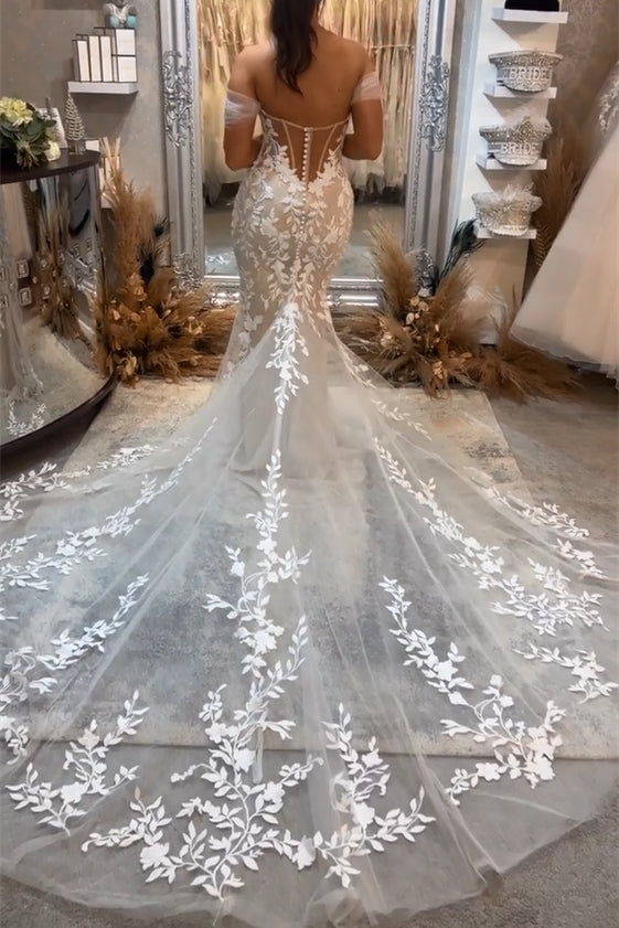 Beautiful Long Mermaid Off-the-shoulder Appliques Sleeveless Wedding Dress With Lace-misshow.com