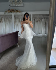 Beautiful Mermaid Tulle Lace Sweetheart Sleeveless White Wedding Dresses With Appliques