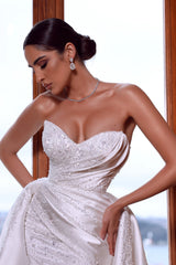 Beautiful White Sweetheart Beading Sleeveless Wedding Dress With Detachable Train-misshow.com