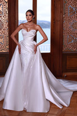 Beautiful White Sweetheart Beading Sleeveless Wedding Dress With Detachable Train-misshow.com