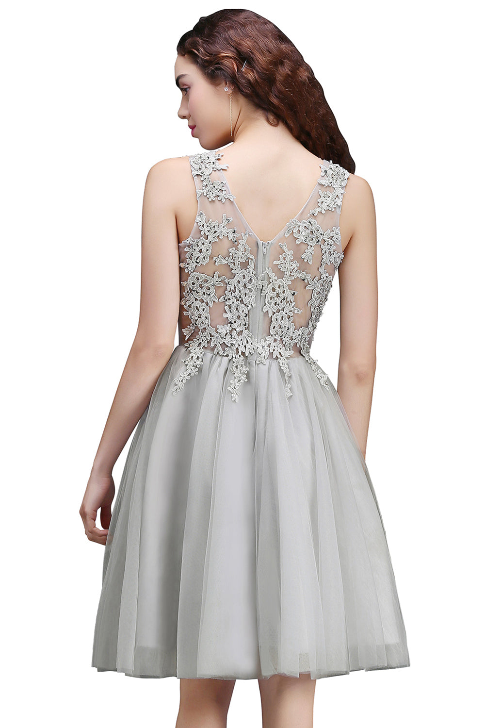 Charming A-Line Scoop Sleeveless Appliques Lace Short Bridesmaid Dresses