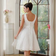 Charming A-Line Tulle Polyester Scoop Sleeveless Off White Prom Dresses With Sequined