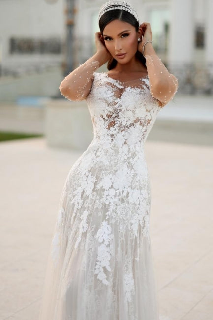 Charming Long A-line Lace Appliques Wedding Dresses with Long Sleeves