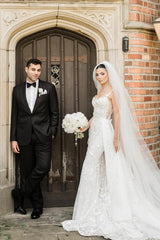 Charming Long Ivory Sleeveless Lace Wedding Dress with Detachable Train