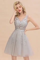 MISSHOW offers Charming V-Neck Tulle Lace Appliques Short Homecoming Dress Aline Backless Party Dress at a good price from Pearl Pink,Dusty Rose,Burgundy,Dark Navy,Silver,Tulle to A-line Mini,Knee-length them. Stunning yet affordable Sleeveless Prom Dresses,Evening Dresses,Homecoming Dresses,Bridesmaid Dresses,Quinceanera dresses.