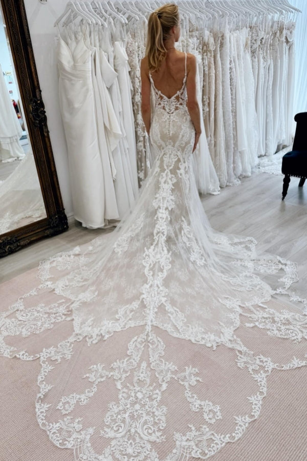 Chic Long Mermaid V-neck Spaghetti Straps Backless Lace Wedding Dress