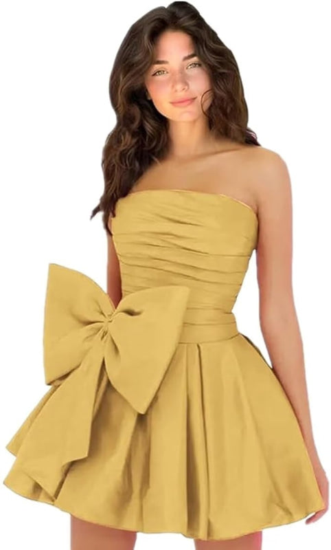 Stylish Sleeveless Ruched Short Homecoming Dresses Simple Mini Party Wear Dress with Bow