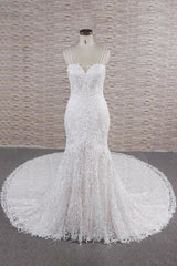 Chic Spaghetti Strap Appliques Mermaid Elegant Wedding Dresses