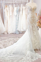 Classy Off-the-shoulder Sleeveless Mermaid Lace Wedding Dresses with Applique-misshow.com