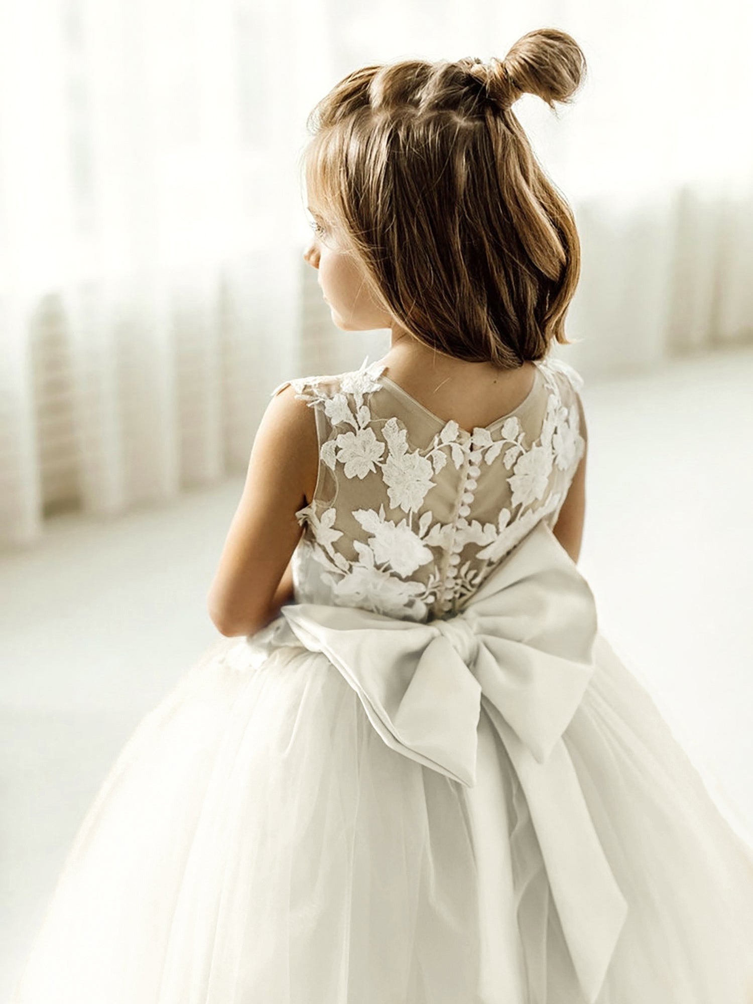 Cute Puffy Lace Appliqued Sleeveless Flower Girl Dresses-misshow.com