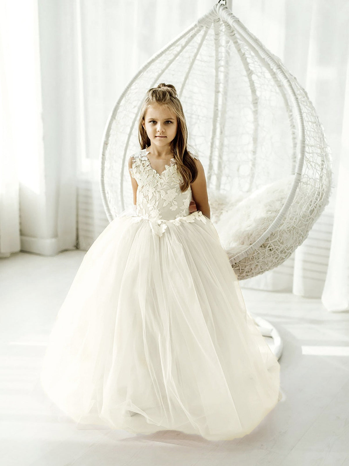 Cute Puffy Lace Appliqued Sleeveless Flower Girl Dresses-misshow.com