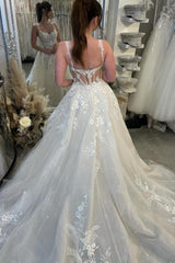 Designer A-Line Lace Sweetheart Sleeveless White Wedding Dress With Train