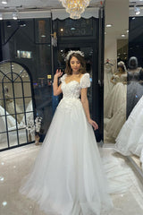 Elegant Floor Length Sweetheart Short Sleeves A-Line Tulle Wedding Dress-misshow.com