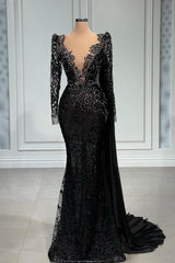 Elegant Long Black V-neck Lace Mermaid Evening Dresses With Long Sleeves-misshow.com