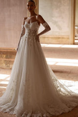 Elegant Long Ivory A-line Strapless Lace Sweetheart Wedding Dresses