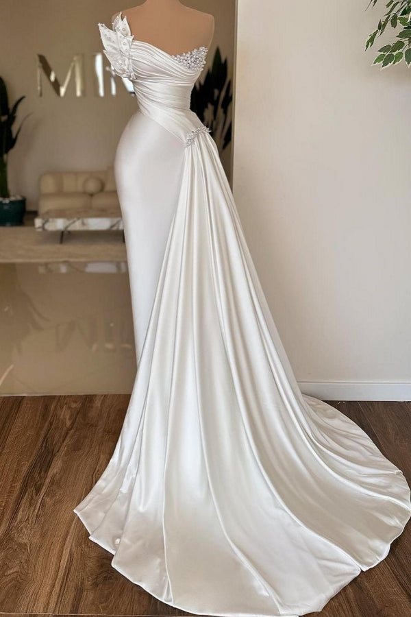 Elegant Long Ivory Strapless Satin Pleated Wedding Dress with Pearls