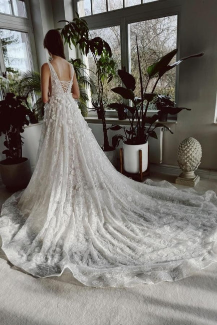 Elegant Long Ivory V-neck A-line Lace Wedding Dress With Glitter