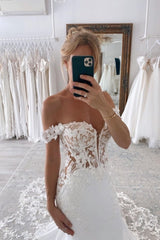 Elegant Long Mermaid Off-the-shoulder Wedding Dresses With Lace-misshow.com