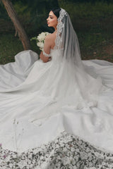 Elegant Long White A-line Sweetheart Off-the-shoulder Lace Wedding Dress