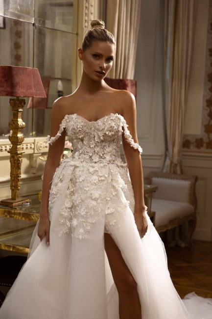 Elegant Long White Off-the-shoulder A-line Lace Wedding Dresses With Slit-misshow.com