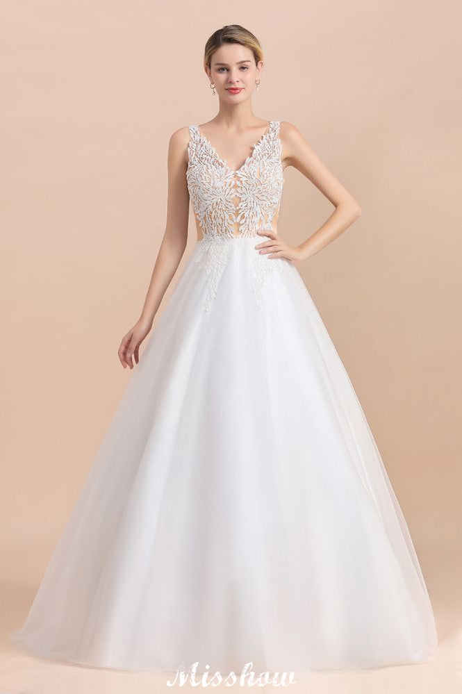 This elegant V-neck Tulle wedding dress with Lace could be custom made in plus size for curvy women. Plus size Sleeveless A-line bridal gowns are classic yet cheap.