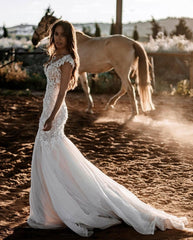 Elegant V-neck Sleeveless Mermaid Wedding Dresses with Lace-misshow.com