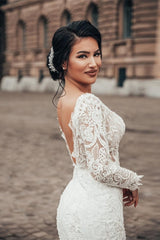 Elegant White Floral Lace Mermaid Spring Wedding Dress Long Sleeves V-Neck Slim Bridal Dresses-misshow.com