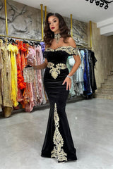 Fabulous Floor Length Off-The-Shoulder Mermaid Black Prom Dress with Appliques-misshow.com