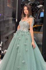 Fabulous Floor Length Sweetheart Sleeveless A-Line Tulle Wedding Dress with Sequins-misshow.com