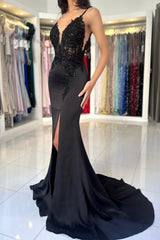 Glamorous Long Mermaid V-neck Spaghetti Straps Lace Prom Dress with Slit