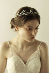 Shop MISSHOW US for a Glamourous Alloy Party Headbands Headpiece with Crystal. We have everything covered in this . 