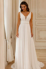 Gorgeous A-Line Chiffon Lace V-Neck Sleeveless White Wedding Dresses With Openback