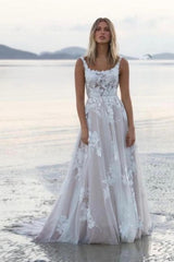 Gorgeous A-Line Lace Scoop Sleeveless White Wedding Dresses With Appliques Train