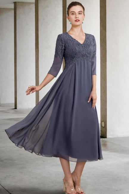 Gorgeous A-Line Lace V-Neck 3/4 Sleeve Bridesmaid Dresses With Appliques