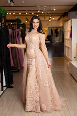 Gorgeous Column Lace High Neck Long Sleeve Prom Dress With Appliques Train