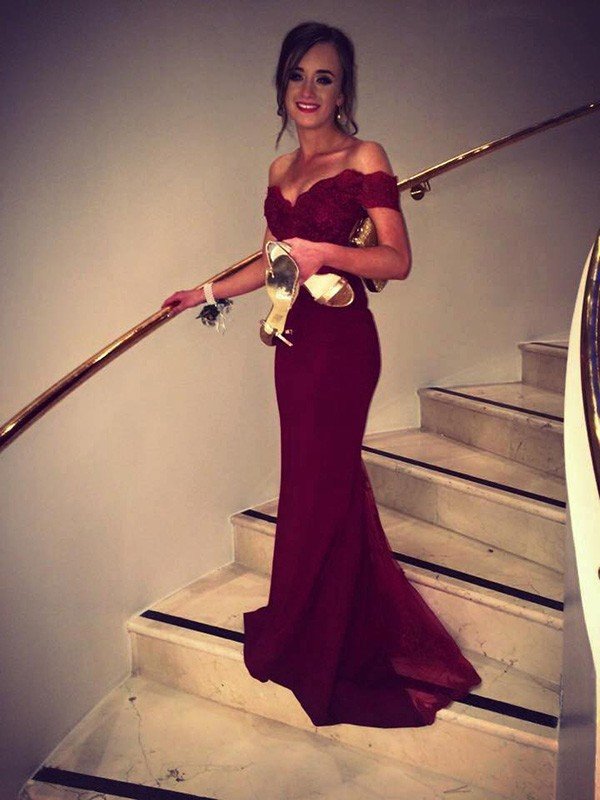 Gorgeous Mermaid Off-the-Shoulder Sleeveless Lace Beading Prom Dresses