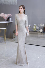 Looking for Prom Dresses,Evening Dresses,Homecoming Dresses,Quinceanera dresses in Tulle,Sequined, Mermaid style, and Gorgeous Beading,Buttons,Sequined work  MISSHOW has all covered on this elegant Gorgeous Silver Long Sleeves Long Prom Dress.