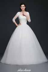 This elegant Scoop Tulle wedding dress with Lace could be custom made in plus size for curvy women. Plus size 3/4-Length Sleeves Ball Gown bridal gowns are classic yet cheap.