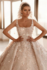 Luxurious A-line Appliques Princess Wedding Dresses With Detachable Train-misshow.com