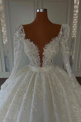 Luxury Princess A-line V-neck Lace Wedding Dresses With Long Sleeves-misshow.com