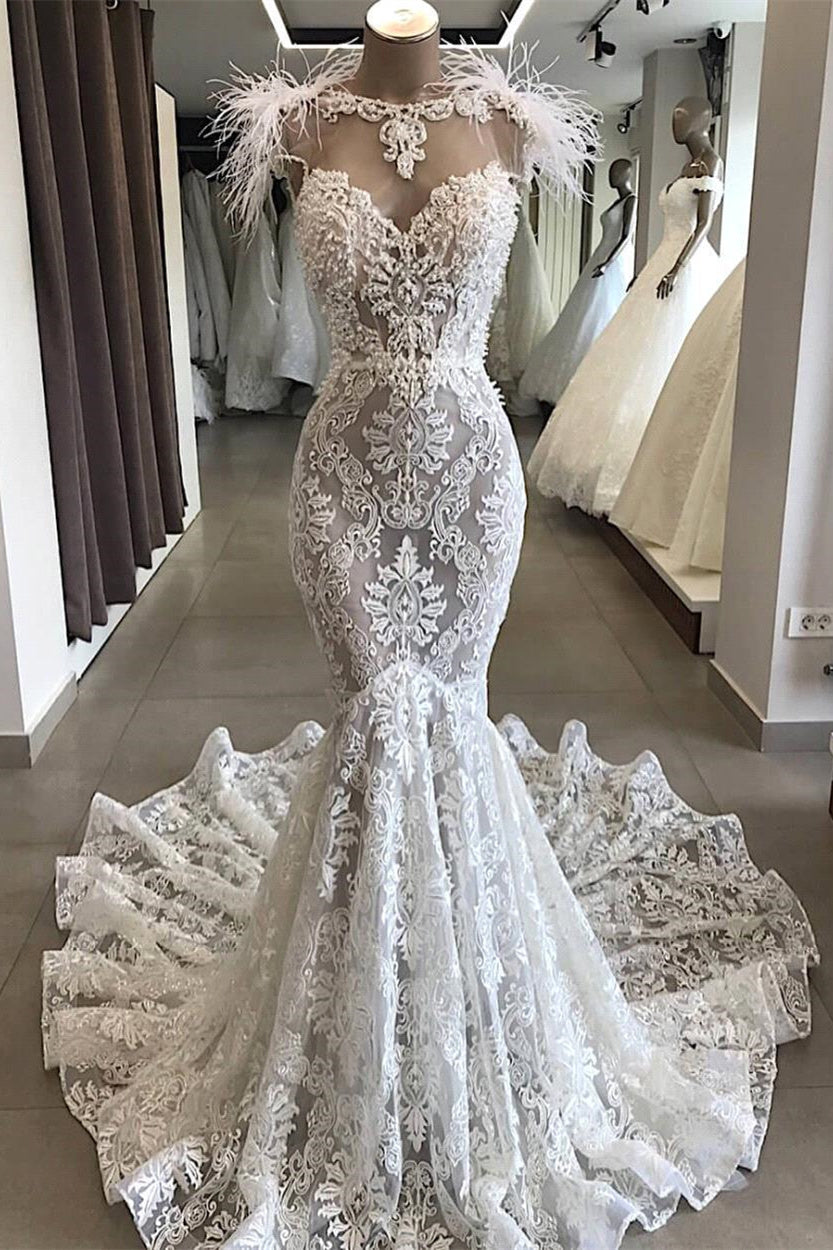 Luxury White Hollow Sweetheart Open Back Lace Long Wedding Dress with Fur Neckline-misshow.com