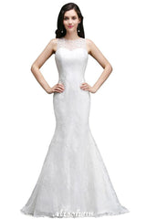 This elegant Jewel Lace wedding dress with Crystal Brooch could be custom made in plus size for curvy women. Plus size Sleeveless Mermaid bridal gowns are classic yet cheap.