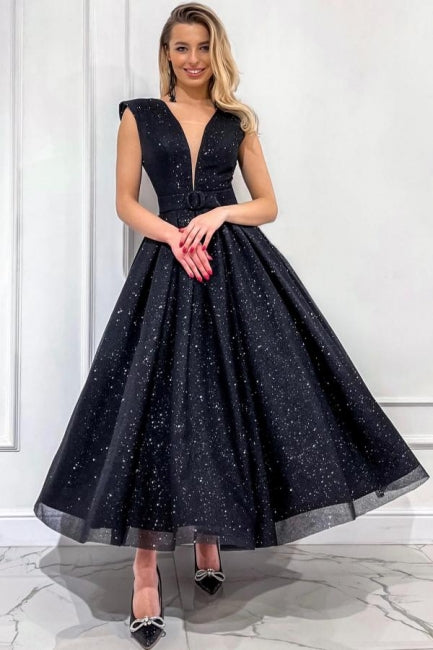 Obsessing Long Black A-line V-neck Sleeveless Sequined Prom Dress