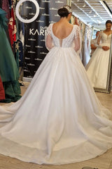 Princess Long V-neck A-line Lace Wedding Dresses With Long Sleeves-misshow.com