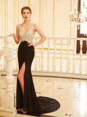 Sheath/Column V-neck Beading Sleeveless Spandex Prom Dresses